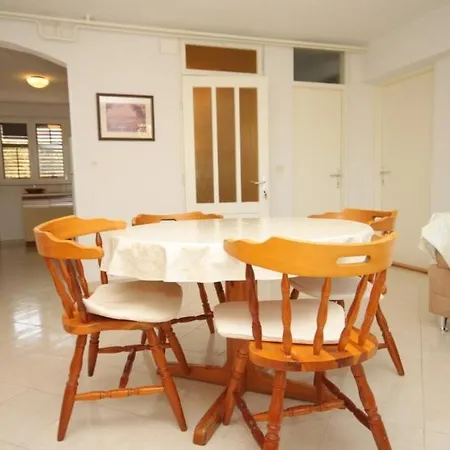 By The Sea Kukljica, Ugljan - 8451 *