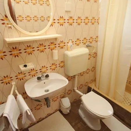 By The Sea Kukljica, Ugljan - 8451 *