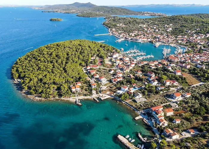 By The Sea Kukljica, Ugljan - 8451 アパート